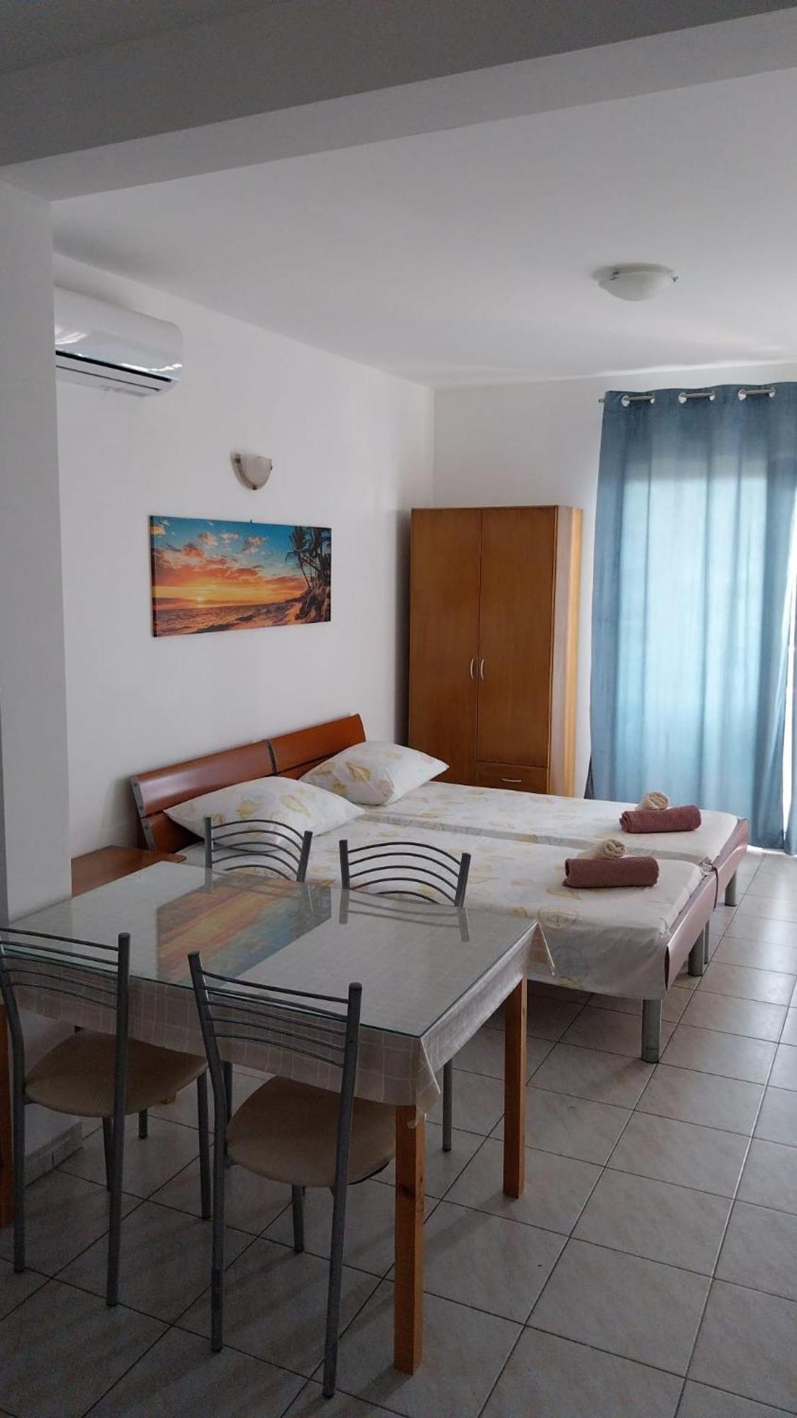Apartments Zemunik Omiš Esterno foto