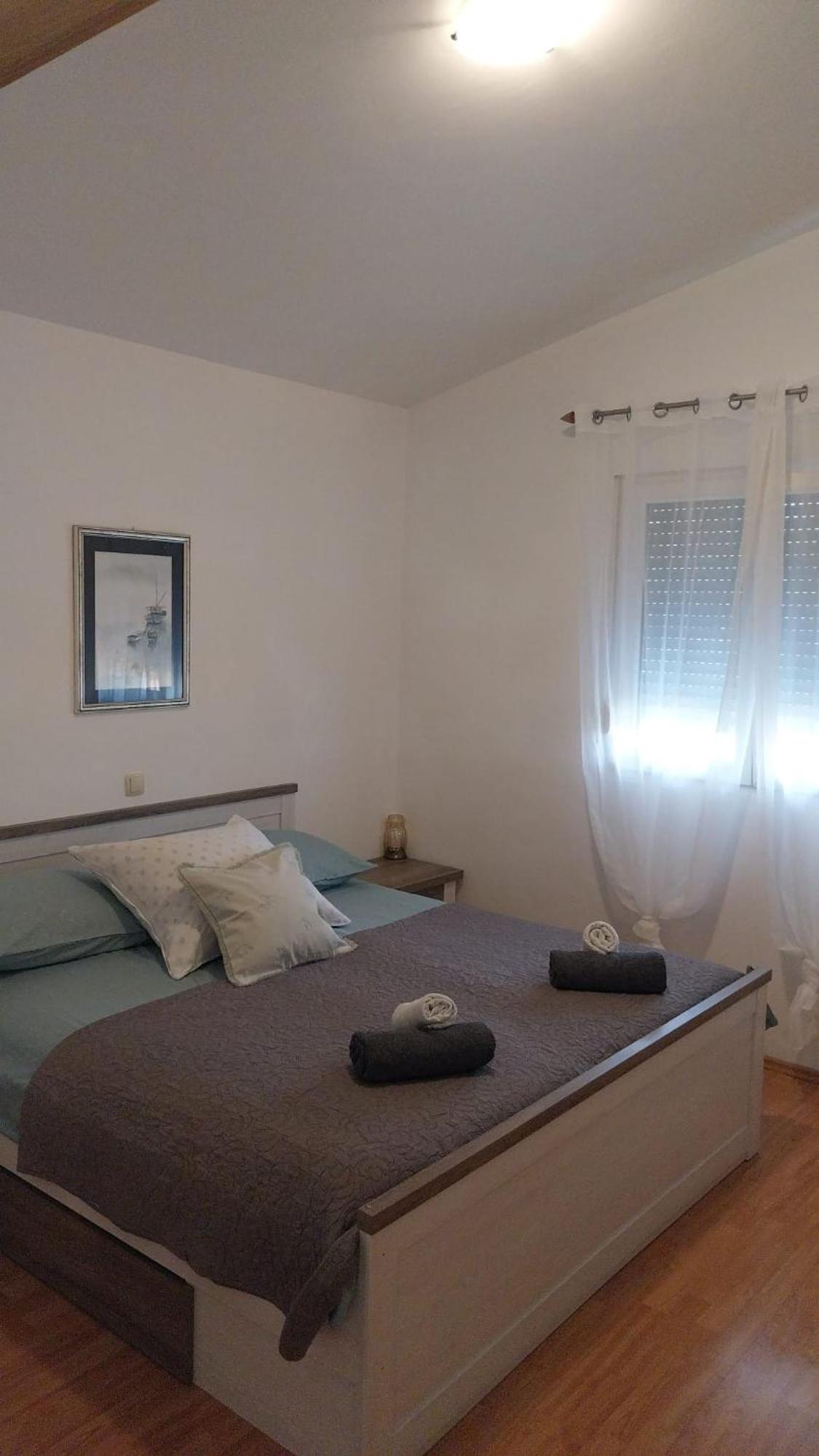 Apartments Zemunik Omiš Esterno foto