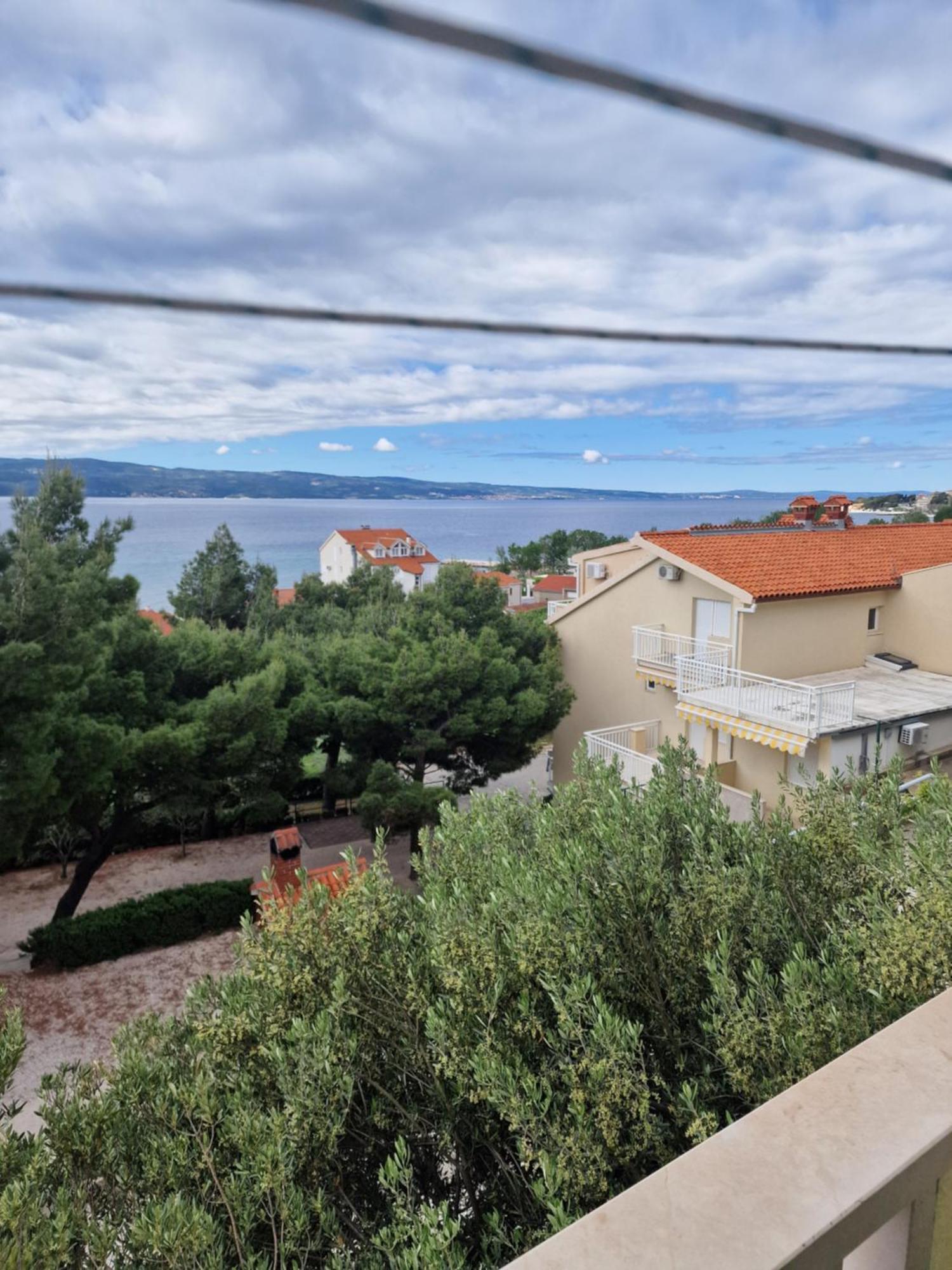 Apartments Zemunik Omiš Esterno foto